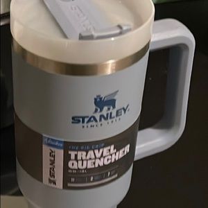 Stanley 40oz quencher